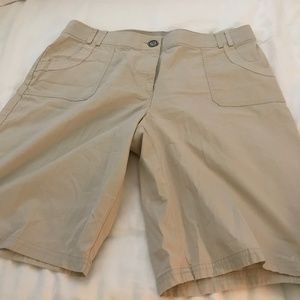 Khaki Bermuda shorts